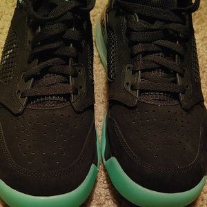 Jordan Mars 270 'Green Glow'